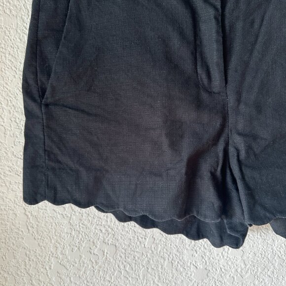 J Crew Linen Blend Scalloped Shorts Size 6 Preppy Beachy Casual Black Pockets - Picture 2 of 10